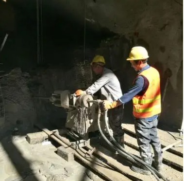 城中水下抗分散灌浆料特点 水下不分散注浆料介绍