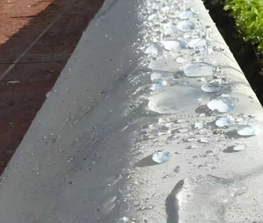 城中硅烷浸渍涂料在混凝土保护中的应用